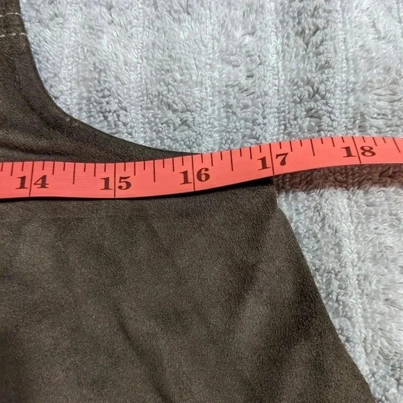 CHLOE & KATIE Women's Olive Green Micro Suede Swing Cropped Tank Top Size S NWOT - Picture 7 of 8